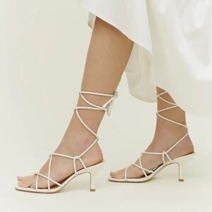 Reformation Gianni Sandal NWT